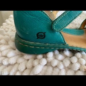 Adorable and comfortable Born shoes!!